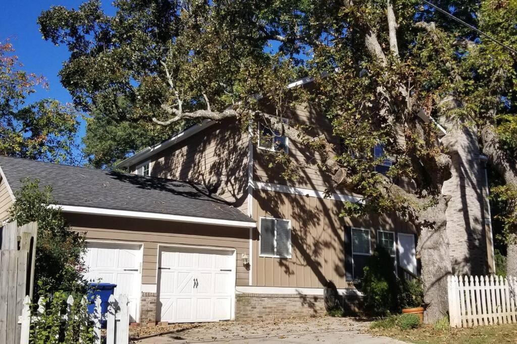 Sleeps16, Spacious Home, Close To Downtown, Beltline, And Walk To Restaurants, 75" Tv, 2 Person Jacuzzi, Ping Pong 애틀랜타 외부 사진